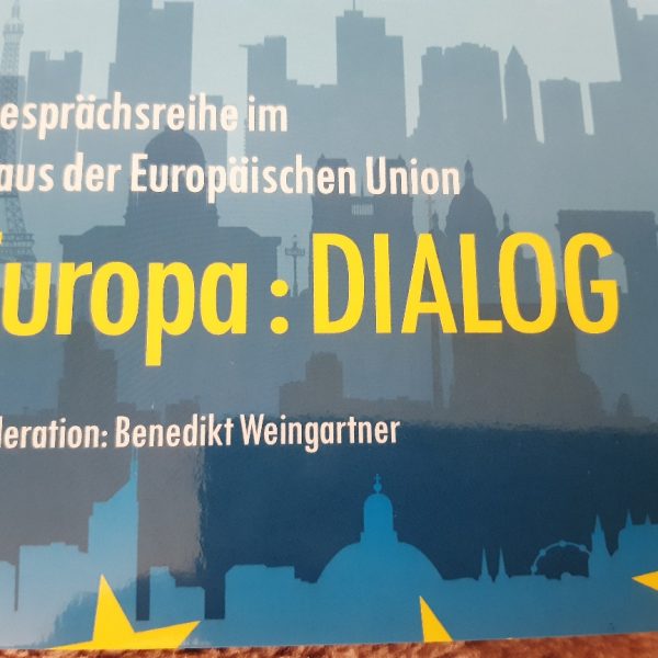 Europa:DIALOG : Vasyl KHYMYNETS , Botschafter der Ukraine, im Gespräch mit Benedikt Weingartner